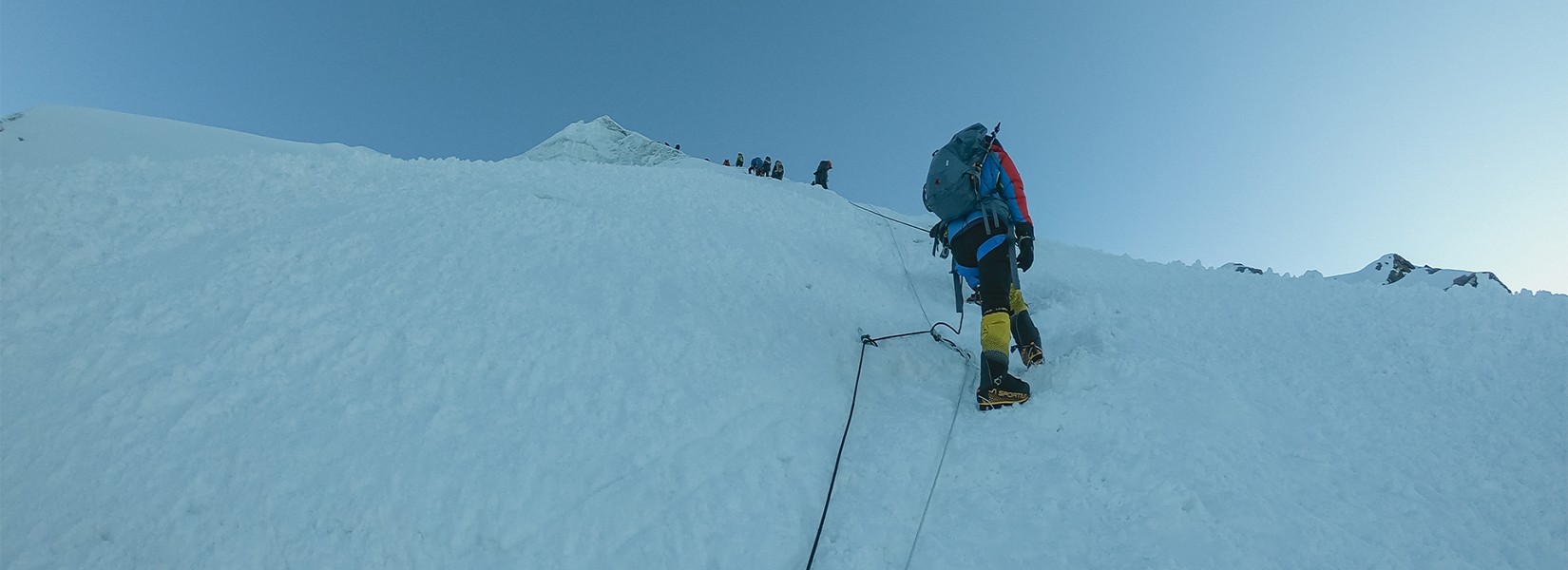 LOBUCHE-PEAK-CLIMBING-HIMALAYAN-DIAMOND-ADVENTURE